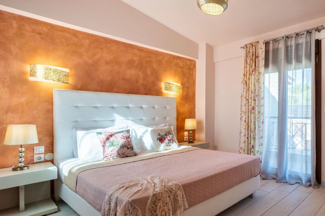 Palmrise Luxury Villas By Travel Pro Services - Nea Skioni Halkidiki エクステリア 写真